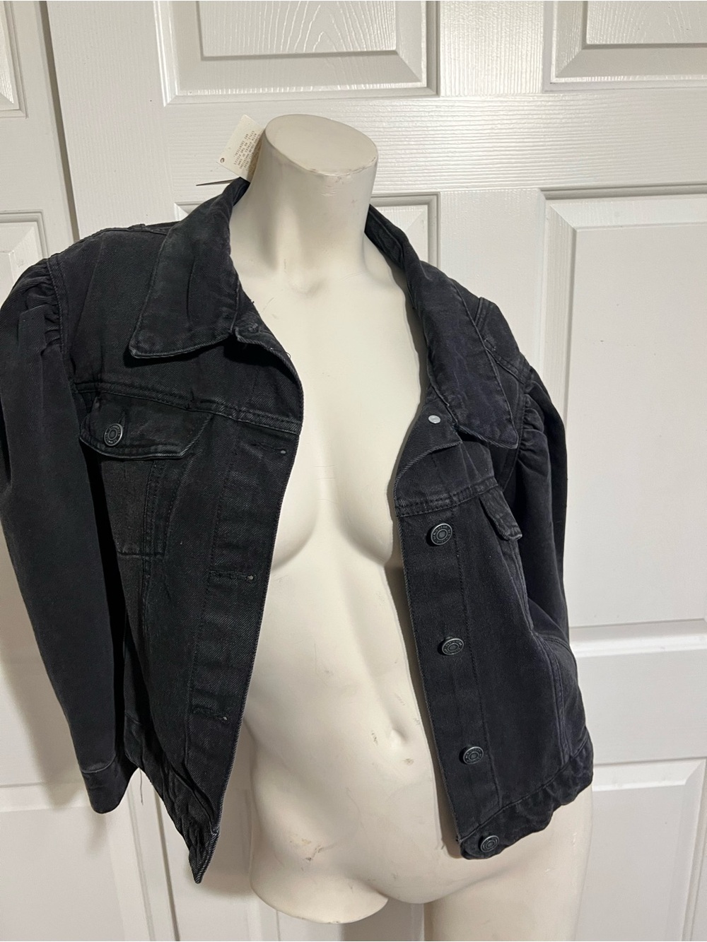 Women's Black Denim Jean Jacket - Casual Button-Front Style